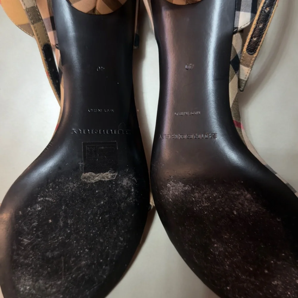 Burberry Women’s Hansel Ankle Strap Sandals Size 40 - Picture 9 of 9